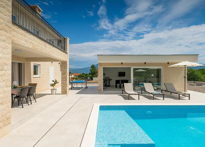 Istra Panorama Ii 別荘